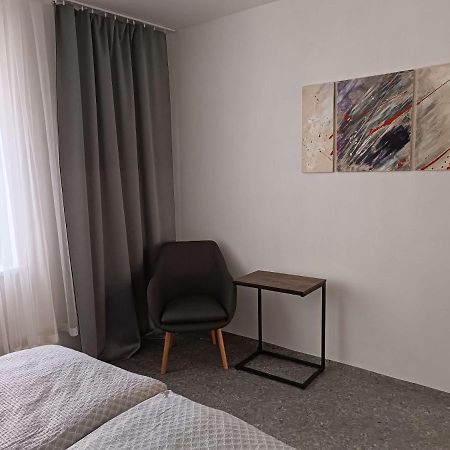 Apartmany Nad Splavem Znojmo Esterno foto