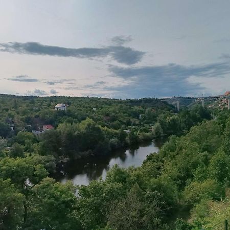 Apartmany Nad Splavem Znojmo Esterno foto
