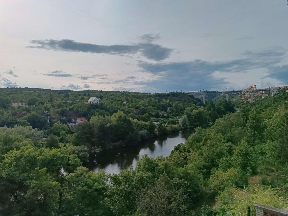 Apartmany Nad Splavem Znojmo Esterno foto